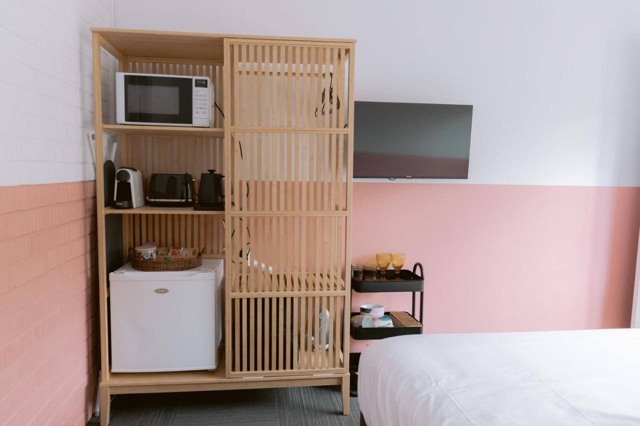 סוונסי Black Swan Waterfront Motel (Adults Only) מראה חיצוני תמונה
