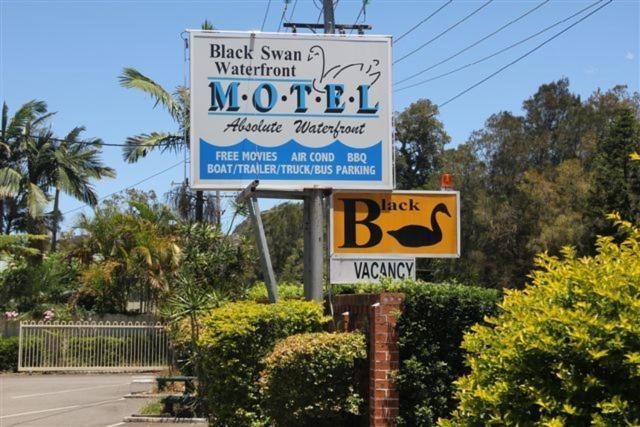 סוונסי Black Swan Waterfront Motel (Adults Only) מראה חיצוני תמונה